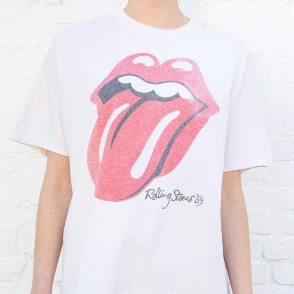 Brandy Melville Graphic Tee